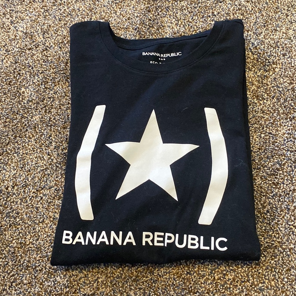 Graphic tee